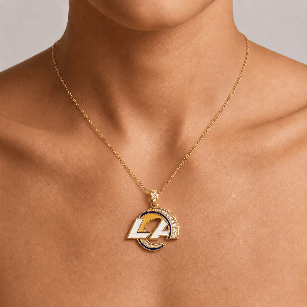 LARS Solid Gold Chain with Diamond Pendant BMD