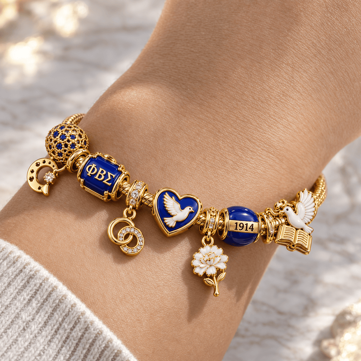 PBTS Gold Charm Bracelet Set PTKL